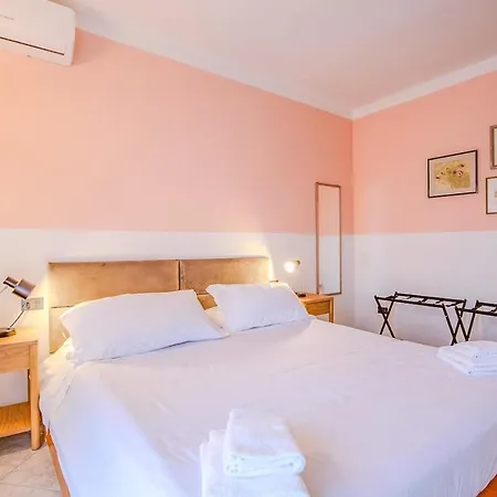 Nh - Vanni Pink Paradise Apartment Florenz